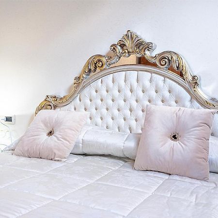 Bed and Breakfast Il Castagno Кастільоне-дей-Пеполі Екстер'єр фото